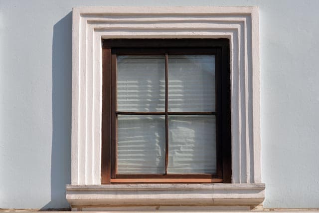 Opta por nuestros recercados para ventanas y puertas en Vigo